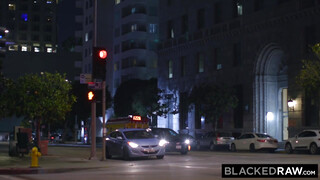 BlackedRaw - Madelyn Monroe és a csoki péló