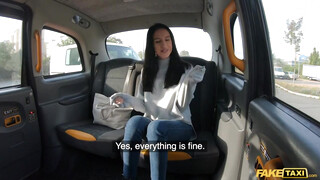 Fake Taxi - Alyssa Bounty popsiba tolva
