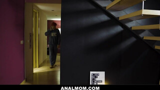 Canela Skin ánusza durván megkúrelva - Anal mom