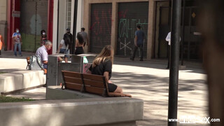 Larissa Laite a méretes tőgyes latina milf