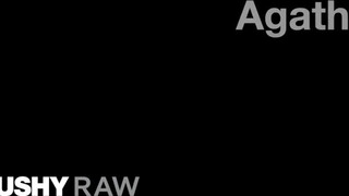 TUSHYRAW - Agatha a izgató vörös hajú csajszi