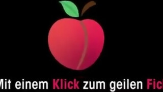 Amatőr tetovált hatalmas tőgyes tini kisasszony
