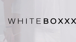 WhiteBoxxx - Liya Silver az igazán fullos csajszi