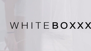 WhiteBoxxx - Nancy a vékony fullos ukrán picsa