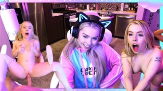 Haley Spades a szexy gamer hölgyemény