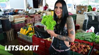 Néger spiné melina zapata felvett mély dugásra érett puncijába - latin milf