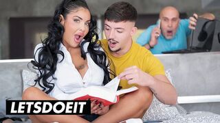 Kezdő angolos nőci popsiban profi a LetsDoeIt csatornán